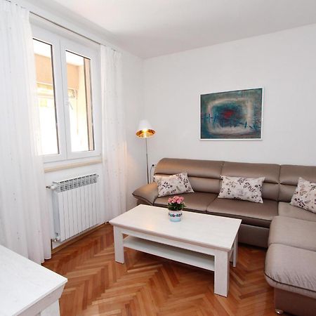 Guest House Aurora Rovinj Extérieur photo