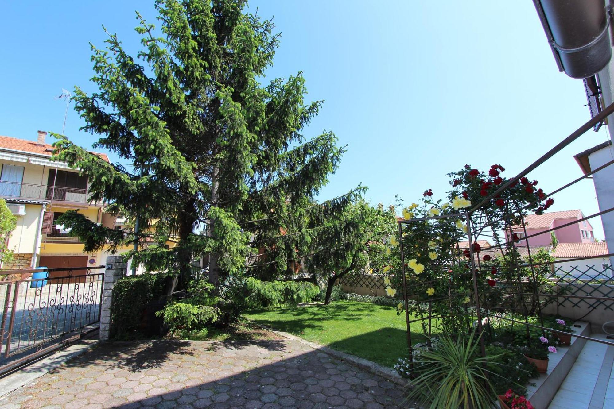 Guest House Aurora Rovinj Extérieur photo