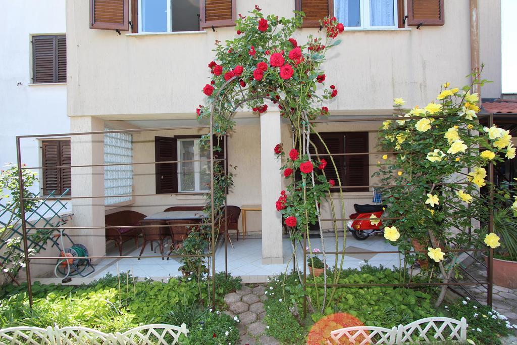 Guest House Aurora Rovinj Extérieur photo