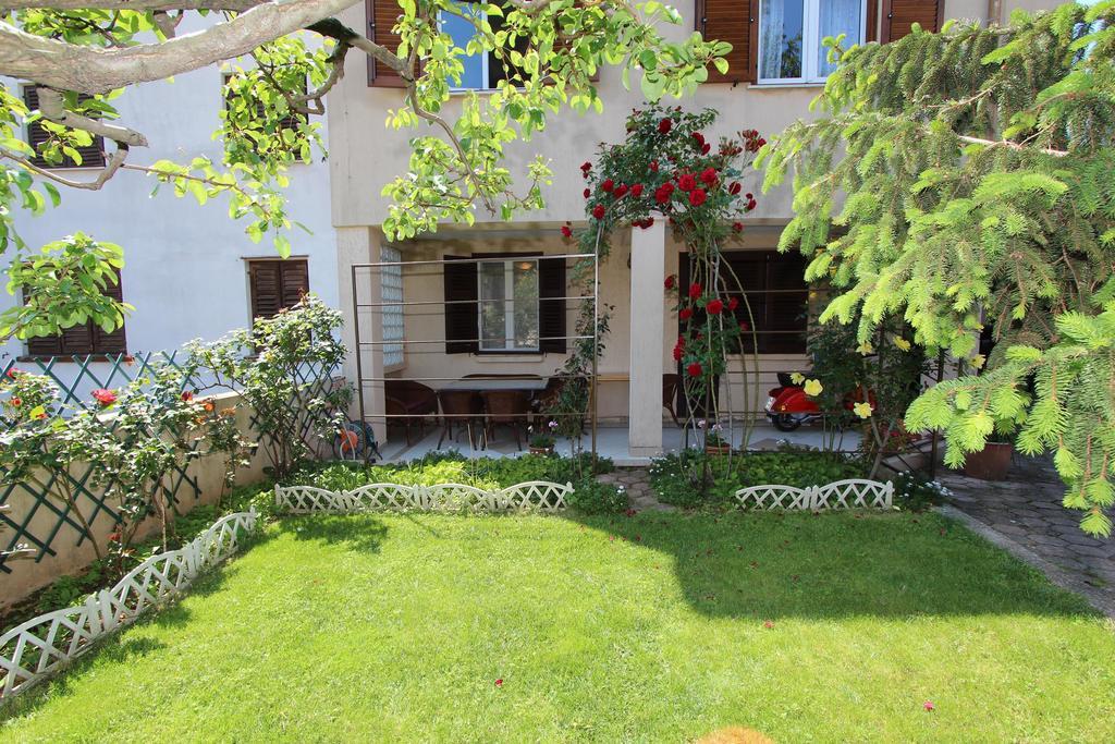Guest House Aurora Rovinj Extérieur photo