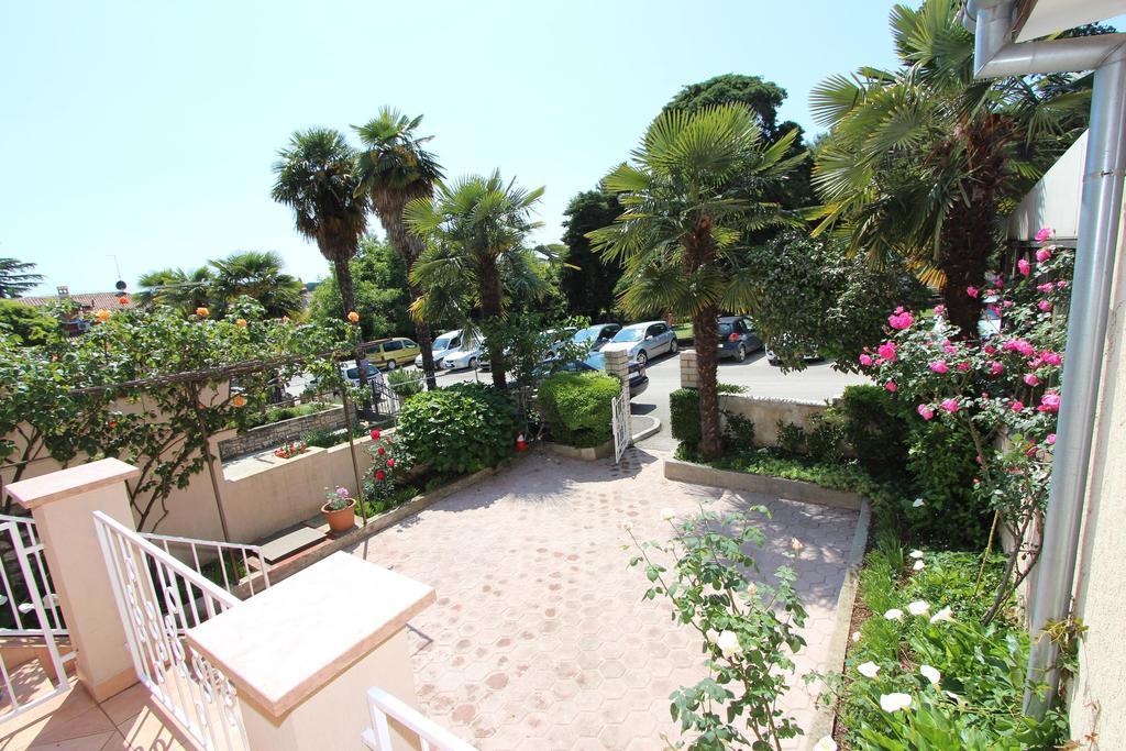 Guest House Aurora Rovinj Extérieur photo