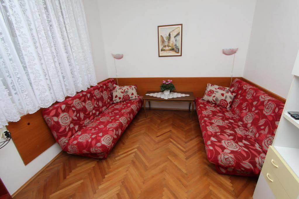 Guest House Aurora Rovinj Extérieur photo